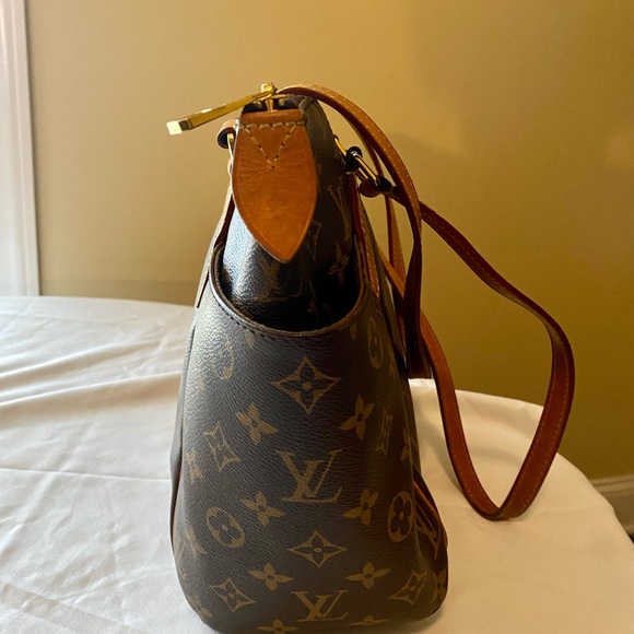 Louis Vuitton Totally PM - Picture 3 of 13